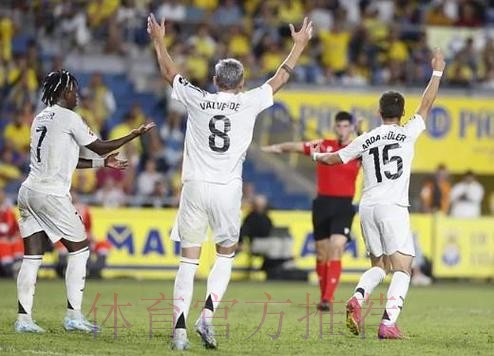 皇马被犯规59次对手2黄,巴萨被犯规53次对手13黄 皇马被犯规59次对手2黄,巴萨被犯规53次对手13黄